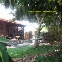 Zimmer Frey Manot, hotel en Manot