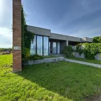 Villa 39, Kachreti Ambassadori Golf Resort, hotell sihtkohas Stantsiya Kachreti
