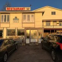 Auberge Canadienne, hotelli kohteessa Temiscaming
