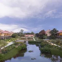 Hilton Hyderabad Genome Valley Resort & Spa، فندق في حيدر أباد