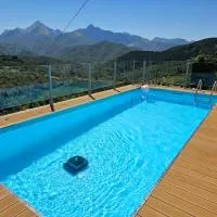 DA ERCOLE casa vacanze di lusso con giardino, piscina e idromassaggio.,Vigneta的飯店