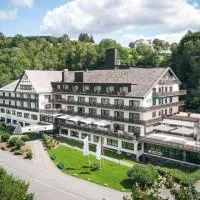 Sauerland Alpin Hotel, hotel di Schmallenberg