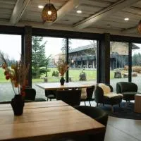Toosikannu Nature Resort & Hotel, hotell i Käru