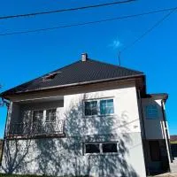 Vučja Aura Gorski Kotar, hotel em Vrbovsko