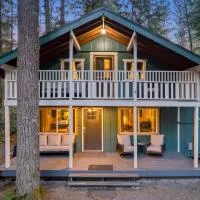 The Green House- 8 mins to Mt Rainier National Park, hotel i Ashford