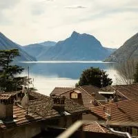 San Mamete Lake View Apartment, hotel u gradu Valsolda