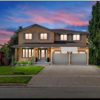 1-Bedroom 1Bathroom Entire Unit closer to Fairview Mall & Waterloo Airport, khách sạn gần Sân bay quốc tế Region of Waterloo - YKF, Kitchener