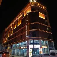 Mir Emir Hotel – hotel w mieście Bostaniçi