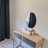 Modern Beachfront Escape in La Mercy, hotel near King Shaka International Airport - DUR, La Mercy