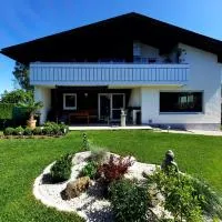 Haus Broni, hotel a Prem