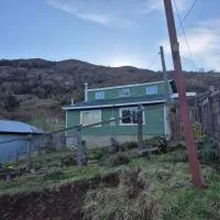 Cabaña el Sauco, hotel di Puerto Guadal