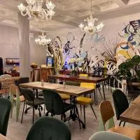Urban Jungle Hôtel Orleans, хотел в Орлеан