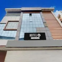 Viesnīca Super Hotel O Pathanamthitta Near Mahatma Gandhi Statue pilsētā Pathanāmthitta