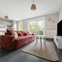 Parking privé, Terrasse & Jardin, Cosy & Moderne, hotel en Pleurtuit