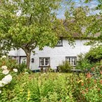 Snowdrop Cottage, hotel em Jacobstowe