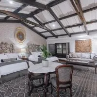 Las Cruces Boutique Hotel, отель в городе Антигуа-Гуатемала