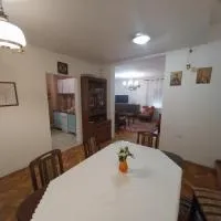 Dve Breze, hotel en Trudbenik