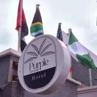 Purple Lavender Hotel Lekki، فندق في ليكى