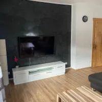 Ferienwohnung mit 4 Schlafzimmer oder 10 Schlafmöglichkeiten, hotelli kohteessa Netphen