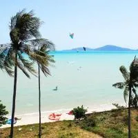 Sunrise Beachfront Rawai, hotel a Ban Saiyuan (1)