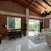 Casa Palos Altos; Poblado; 6 min de Provenza;, khách sạn ở El Poblado