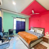 Hotel O Yash Hotel Lawn And Banquet, hotel near Lal Bahadur Shastri International Airport - VNS, Tikri Kalān