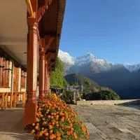 RJ Boutique Hotel - Ghandruk, hotel in Astam