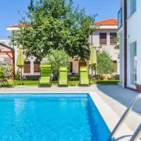 Villa Apartments Futura, ξενοδοχείο σε Vantacici