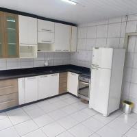 Casa próximo á Unesc em Criciúma-SC, hotel near Diomicio Freitas/Forquilhinha Airport - CCM, Criciúma