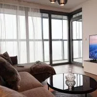 Skyluxe Loft Eurovea Tower Free Parking, hotel v destinaci Ovsište
