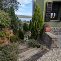 La Casa del Lago con vistas a las Montañas, hotel a La Puebla de Castro