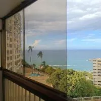Apartamento cerca del aeropuerto con vistas al mar, hotel i Maiquetía