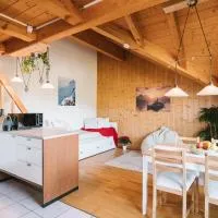 Apartment Steamboat Suite in See- und Bergnähe, 4 Gäste, Balkon mit Aussicht, hotel a Spiez