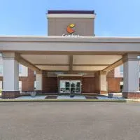 Comfort Suites, hotelli kohteessa Mount Vernon