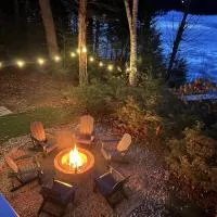 The Lookout at Loon Lake - Private 4Br3B Lakefront, хотел в Плимът