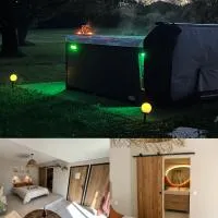 Chambre d'hôte Mélusine - Spa Illimité - Nature - Les Fées des Chênes: Salvagnac şehrinde bir otel