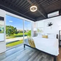 Rocket Launch View Loft Near Beach & Port-Unit 209, מלון בקייפ קנוורל