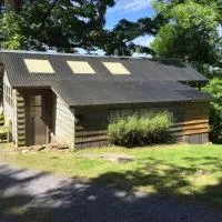 Faraway Follies، فندق في Llandegla