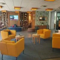 my MINGA Airport serviced Apartments, хотел в Халбергмос