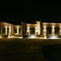 Θριές Παρνασσός، فندق في Kalívia