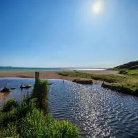 Cabin 100، فندق في Warsash