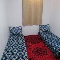 شقة مريحة بجانب مطار المسيرة اكادير, hotel cerca de Aeropuerto de Agadir-Al Massira - AGA, Ikhorbane