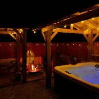 Hot tub Retreat In The Valley's Of South Wales, hotell i Abertillery