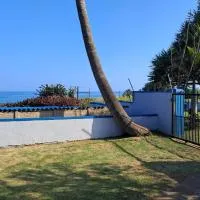 Sea Lions Den Backpackers, hotel i Umkomaas