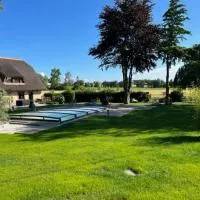 La Chaumière de Lilou, Havre de paix en campagne: Merckeghem şehrinde bir otel