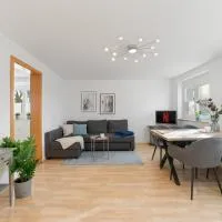 Helles & ruhiges Apartment nahe A81, hotel en Empfingen