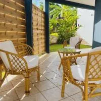 Le Carbet des Hirondelles, hotel u gradu Troa Rivjer