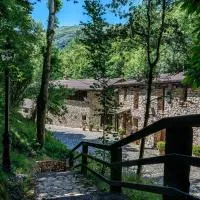 Complejo Rural La Tahona De Besnes, מלון בAlles