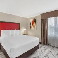 Best Western Plus Rose City Suites, хотел в Уеланд