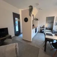 Modernes Tiny Apartment in Lage，Lage的飯店